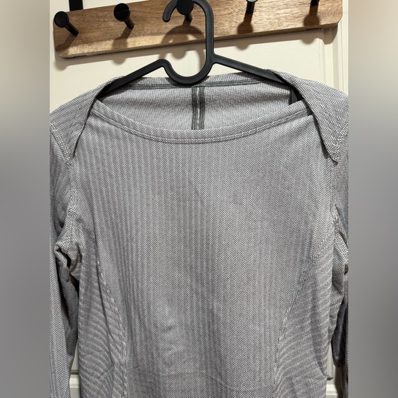 Lululemon kanto catch me long sleeve - Picture 6 of 10